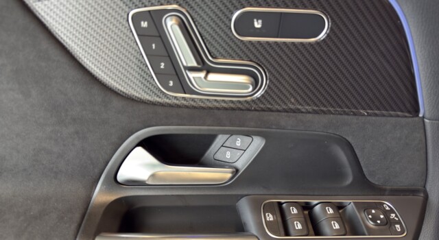 MERCEDES-BENZ GLA 220 4Matic 8G-DCT