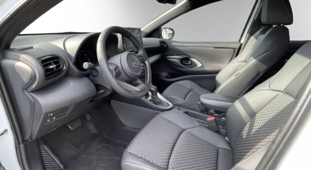 MAZDA 2 Hybrid Homura