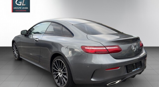 MERCEDES-BENZ E 200 Coupé AMG Line 4 Matic 9G-Tronic