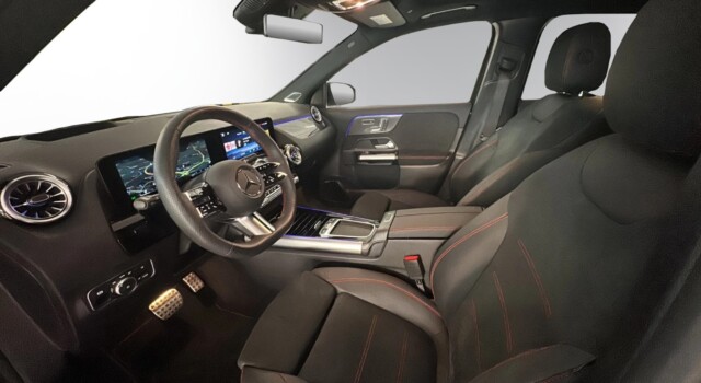 MERCEDES-BENZ GLA 220 4Matic 8G-DCT