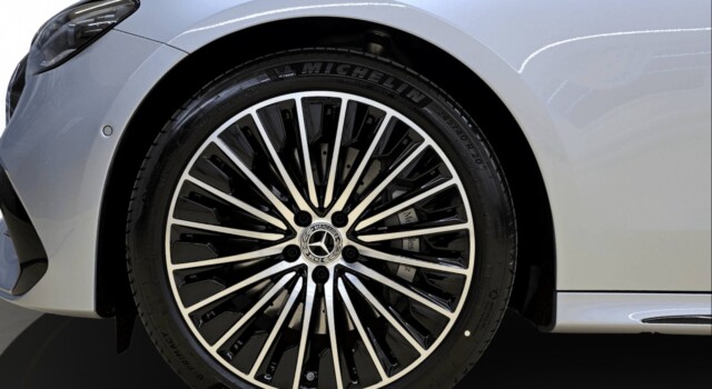 MERCEDES-BENZ E 220 d T 9G-Tronic
