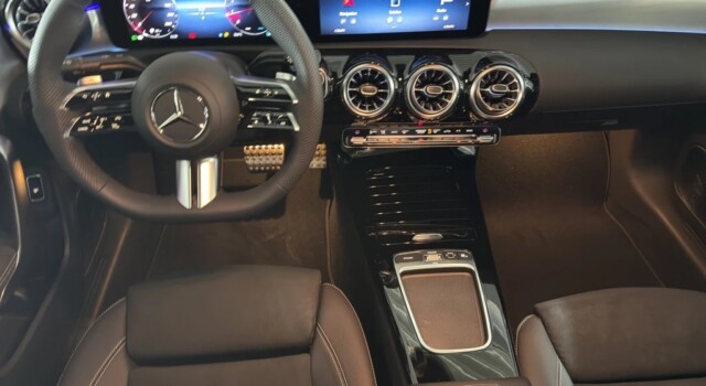 MERCEDES-BENZ CLA 250 4Matic 8G-DCT