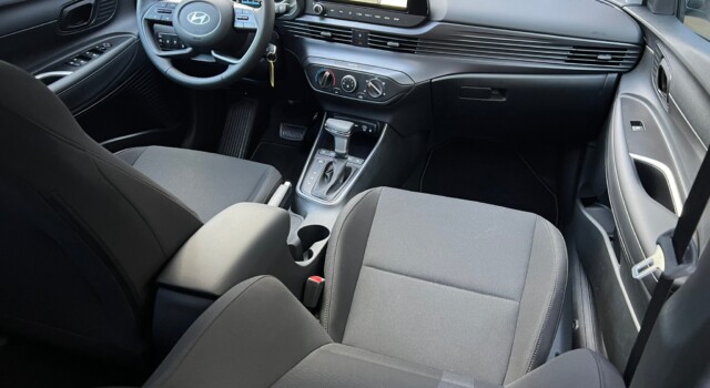 HYUNDAI i20 1.0 T-GDi Amplia DCT