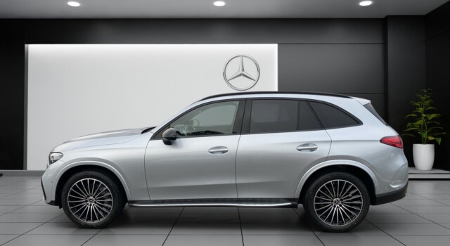 MERCEDES-BENZ GLC 300 4Matic AMG Line 9G-Tronic