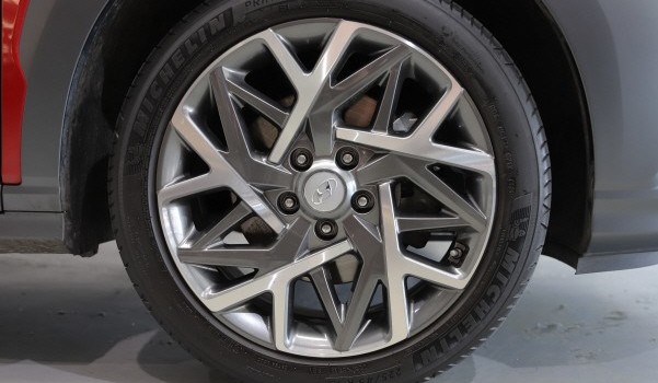 HYUNDAI KONA 1.6 HEV Vertex