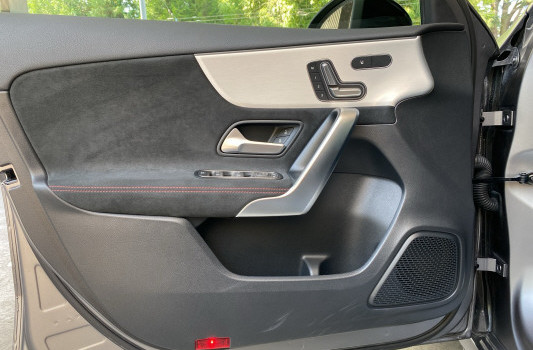 MERCEDES-BENZ A 35 AMG A AMG 35 4Matic 8G-DCT