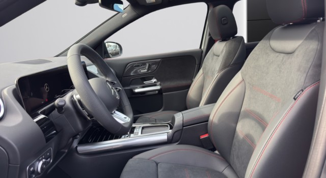 MERCEDES-BENZ GLA 35 AMG GLA AMG 35 4Matic 8G-DCT