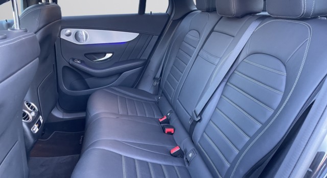 MERCEDES-BENZ GLC 200 AMG Line 4Matic 9G-Tronic