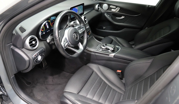 MERCEDES-BENZ C 220 d SwissStar AMG L.4M