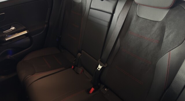 MERCEDES-BENZ GLA 220 4Matic 8G-DCT