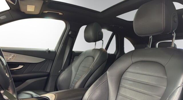MERCEDES-BENZ GLC 200 4Matic Night Star 9G-Tronic