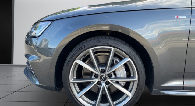 AUDI A4 Avant 2.0 TFSI Sport quattro S-tronic