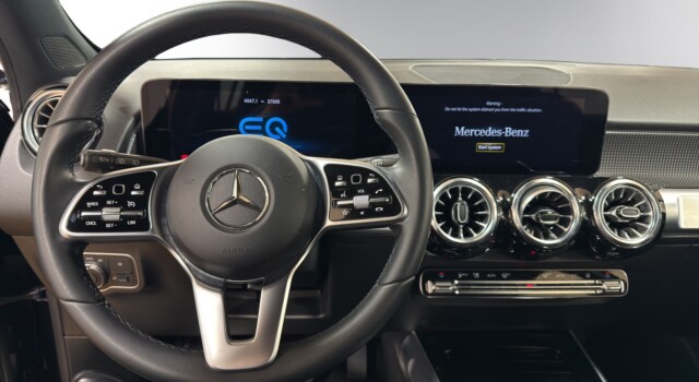 MERCEDES-BENZ EQB 300 4Matic