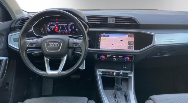 AUDI Q3 40 TFSI S line quattro