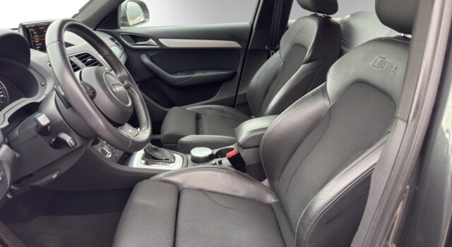 AUDI Q3 2.0 TFSI quattro