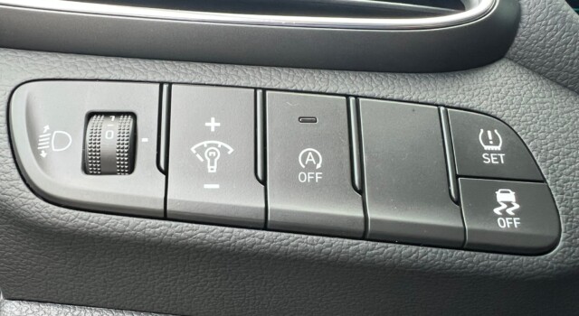 HYUNDAI i30 1.5 T-GDi Origo 48V MH DCT