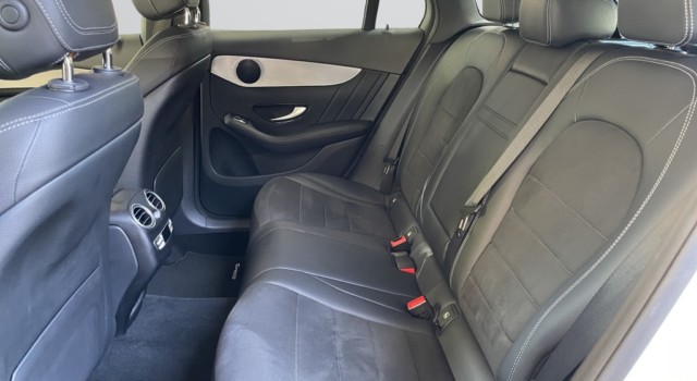 MERCEDES-BENZ GLC 220 d AMG Line 4Matic