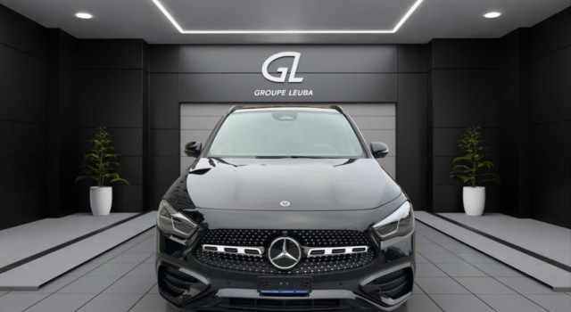 MERCEDES-BENZ GLA 220 4Matic 8G-DCT