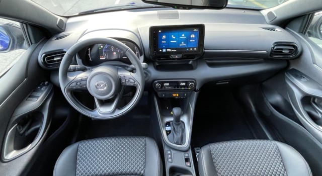 MAZDA 2 Hybrid Homura