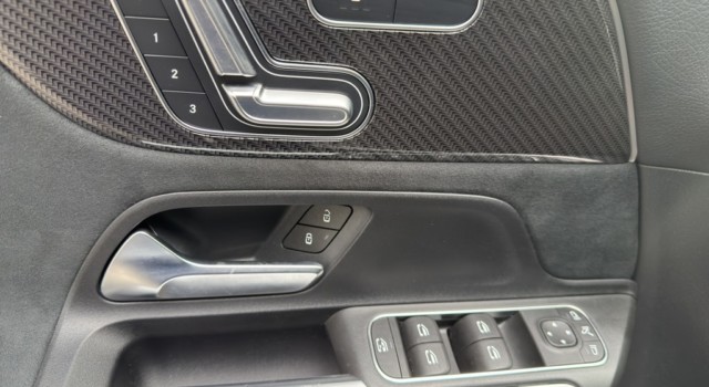 MERCEDES-BENZ GLB 250 4Matic 8G-Tronic