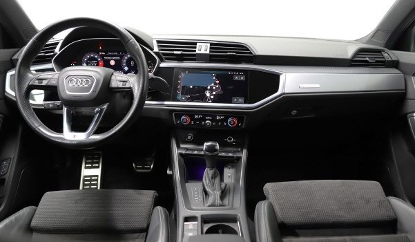 AUDI Q3 45 TFSI S line quattro
