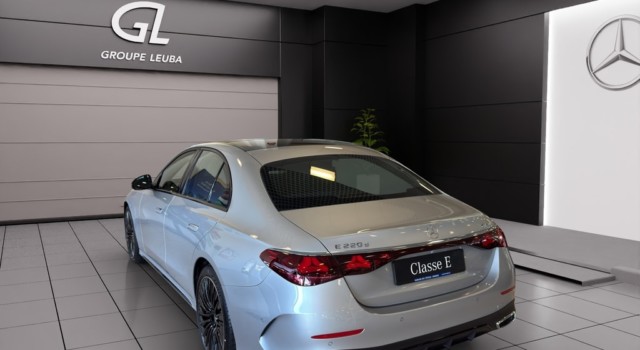 MERCEDES-BENZ E 220 d T 9G-Tronic