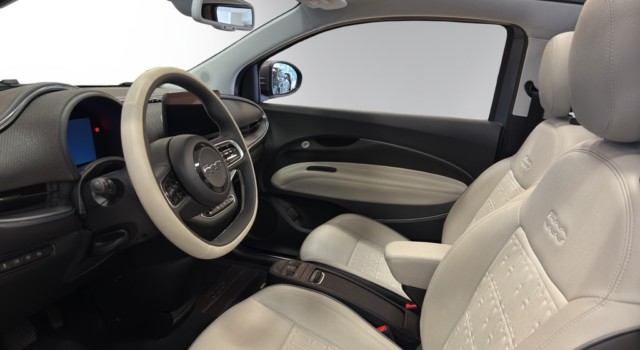 FIAT 500 C el 87 kW La Prima