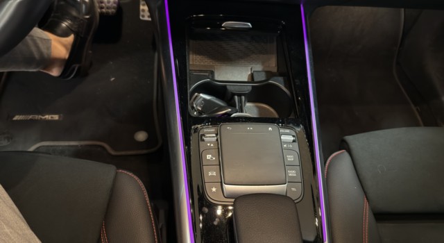 MERCEDES-BENZ EQA 250 AMG Line