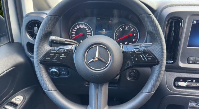 MERCEDES-BENZ VITO 114 CDI Lang 9G-Tronic 4M Pro