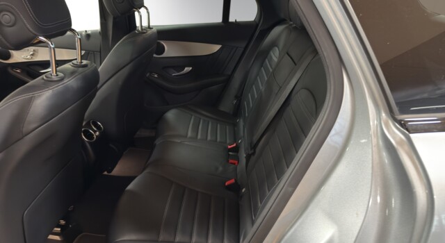 MERCEDES-BENZ GLC 200 4Matic Night Star 9G-Tronic