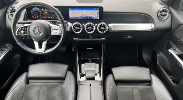 MERCEDES-BENZ GLB 200 4Matic Progressive 8G-Tronic