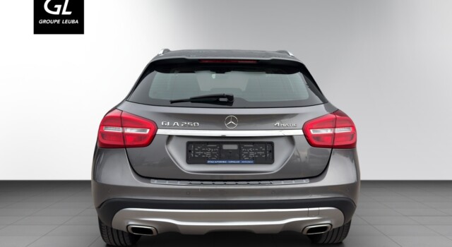 MERCEDES-BENZ GLA 250 Urban 4Matic 7G-DCT