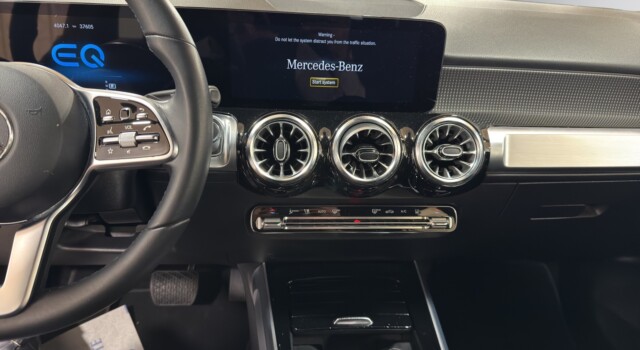 MERCEDES-BENZ EQB 300 4Matic