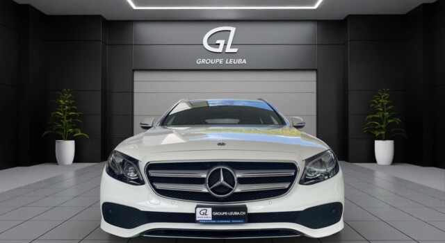 MERCEDES-BENZ E 200 Avantgarde 4 Matic 9G-Tronic