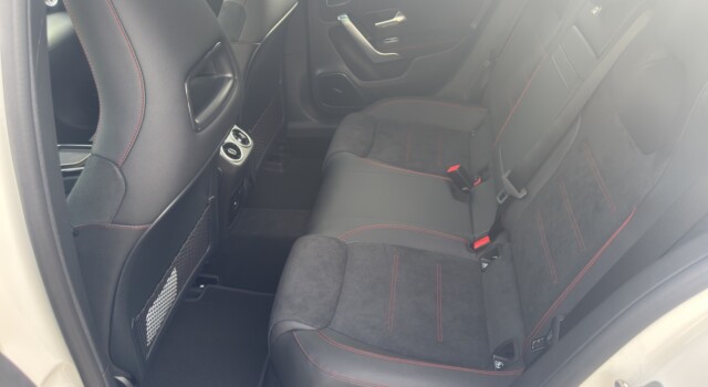 MERCEDES-BENZ A 200 Night Star 7G-DCT