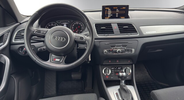 AUDI Q3 2.0 TFSI quattro
