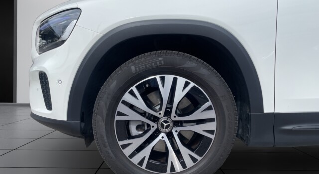 MERCEDES-BENZ GLB 220 4Matic 8G-Tronic