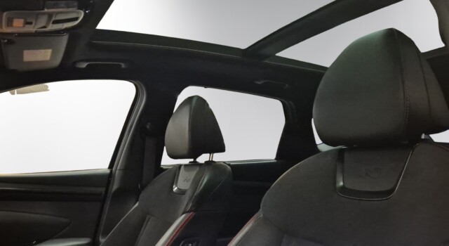 HYUNDAI TUCSON 1.6HEV NLi LUX 4WD