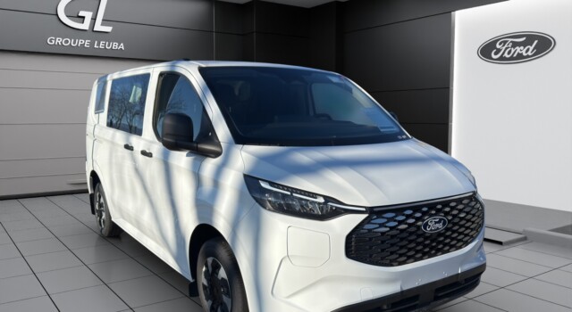 FORD TRANSIT CUSTOM Van 320 L1H1 65kWh Trend