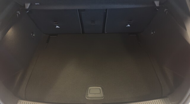 MERCEDES-BENZ A 200 Night Star 7G-DCT