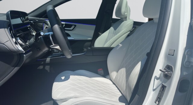 MERCEDES-BENZ E 400 e 4Matic 9G-Tronic