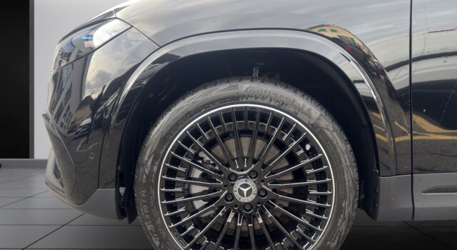 MERCEDES-BENZ EQA 350 66,5 kWh 4Matic Excellence