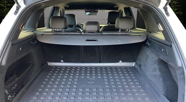 MERCEDES-BENZ GLC 220 d AMG Line 4Matic