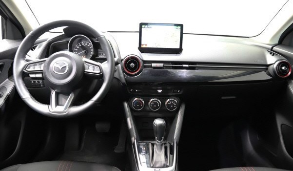 MAZDA 2 G 90 Homura