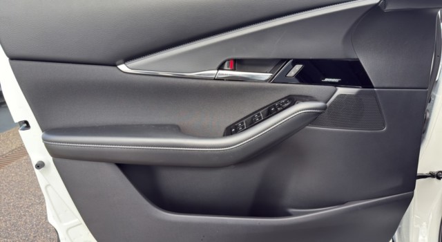 MAZDA CX-30 SKYACTIV-X 186 M Hybrid Exclusive Line FWD AT