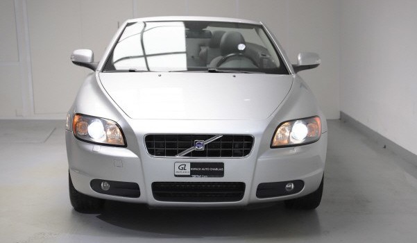 VOLVO C70 T5 Momentum