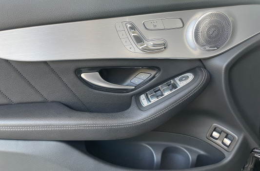 MERCEDES-BENZ GLC 250 AMG Line 4Matic