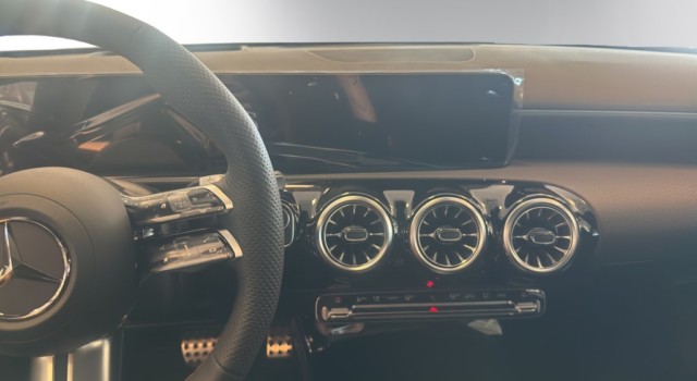 MERCEDES-BENZ A 220 d 8G-DCT