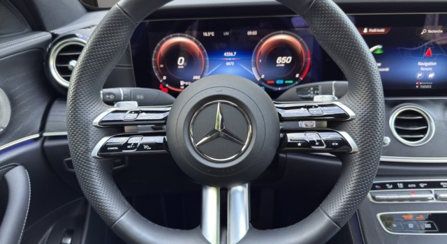 MERCEDES-BENZ E 220 d 4Matic 9G-Tronic