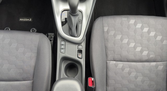MAZDA 2 Hybrid Centre-line